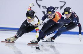 (SP)SOUTH KOREA-SEOUL-ISU WORLD CUP SHORT TRACK SPEED SKATING-WOMEN'S 1000M
