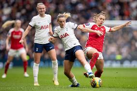 Tottenham Hotspur v Arsenal FC - Barclays Women's Super League