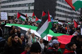 Pro Palestine Demo Continues In Duesseldorf