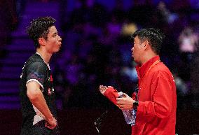 (SP)CHINA-HANGZHOU-BADMINTON-WORLD TOUR FINALS-MEN'S SINGLES(CN)