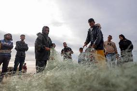 MIDEAST-GAZA-KHAN YOUNIS-FISHING