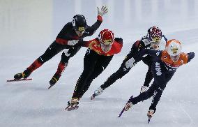 (SP)SOUTH KOREA-SEOUL-ISU WORLD CUP SHORT TRACK SPEED SKATING-WOMEN'S 3000M RELAY