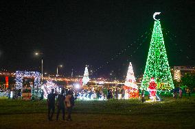 Christmas Decorations In Colombo