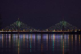 HUNGARY-BUDAPEST-MEGYERI BRIDGE-CHRISTMAS DECORATIONS