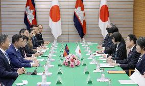 Japanese, Cambodian leaders' talks in Tokyo