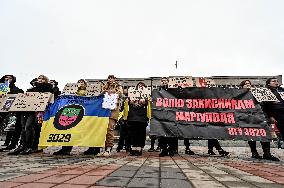 Action in support of captured Mariupol defenders held in Zaporizhzhia