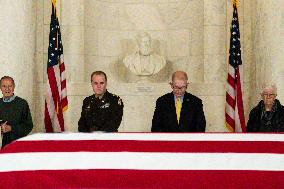 Justice Sandra Day O’Connor lies in repose at the Supreme Court