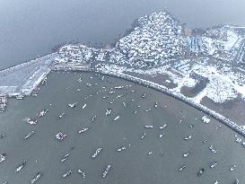 Liaodao Fishing Village Covered Snow in Lianyungang
