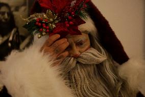 Children Deliver Letters To Father Christmas And Rescued Puppies In Mexico City Metro