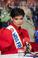 New Elected Miss France Eve Gilles Going Back In Her Hometown Village - Quaedypre