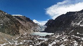 (InTibet) CHINA-XIZANG-QOIDENYIMA GLACIER-SNOW SCENERY (CN)