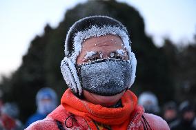 Citizens Face Frost in Shenyang