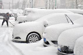 Heavy Snow Hit Yantai