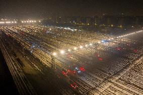 High Speed Trains Cope With Cold Waves in Nanjing