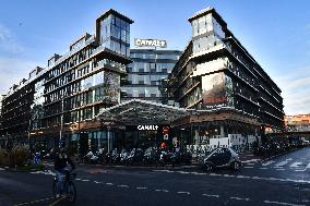 Canal+ Headquarters - Issy-les-Moulineaux