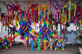 The Traditional Mexican Piñatas