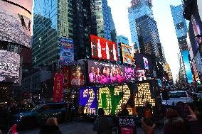 2024 Official New Year Numerals - Times Square