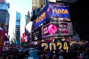 2024 Official New Year Numerals - Times Square