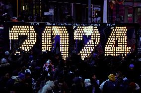 2024 Official New Year Numerals - Times Square