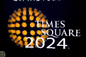 2024 Official New Year Numerals - Times Square