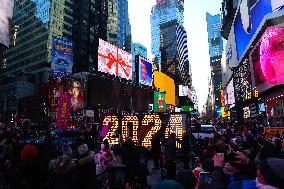 2024 Official New Year Numerals - Times Square