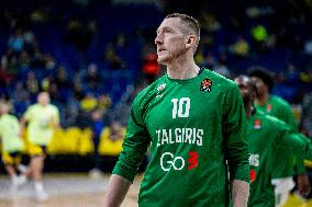 EuroLeague - Fenerbahce Beko Istanbul v Zalgiris Kaunas