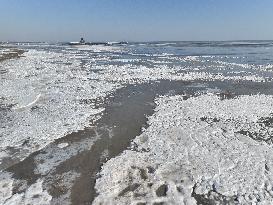 Sea Ice Landscape in Lianyungang