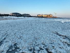 Sea Ice Landscape in Lianyungang