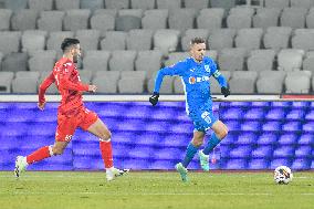 UTA Arad v Universitatea Craiova - Romanian Superliga