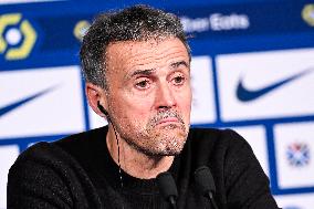 Ligue 1 - PSG v Metz