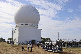 Japan hands over air radar system to Philippines