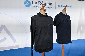 The Uniform Wearing Experiment Presentation - Lyon