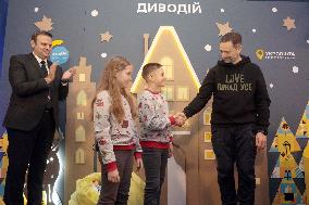 Ukrposhta and UNICEF open fairy tale workshop in Kyiv