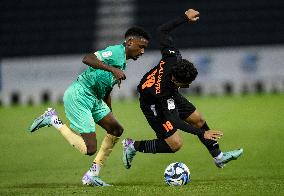 Al-Sadd SC v Umm Salal SC - Qatar Stars League