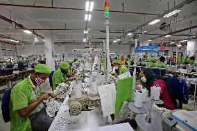 Bangladesh Apparel Industry - Dhaka