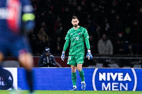 Ligue 1 - PSG v FC Metz