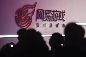 China Pushes to Regulate Online Games