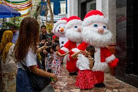 Indonesia Mark The Christmas Holidays