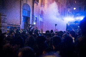 Students Clash with Police In Rome, Italy