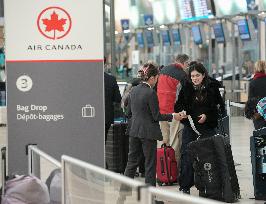 CANADA-RICHMOND-VANCOUVER INTERNATIONAL AIRPORT-HOLIDAY-TRAVEL RUSH