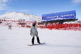 CHINA-XINJIANG-FUKANG-ICE-SNOW INDUSTRY(CN)