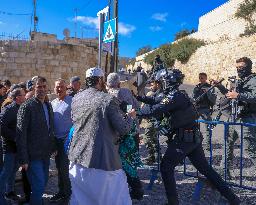 Friday Pray in Jerusalem