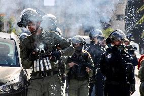 Friday Pray in Jerusalem