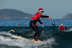 Santa Claus Surfers - Spain