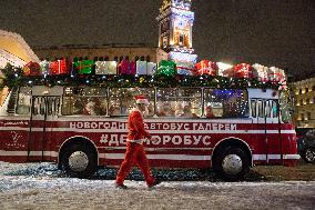 RUSSIA-ST. PETERSBURG-BUS-FATHER FROST