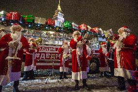 RUSSIA-ST. PETERSBURG-BUS-FATHER FROST