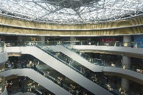 China First 24-hour Commercial Complex Debuts in Hangzhou