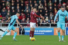 Northampton Town v Oxford United - Sky Bet League One