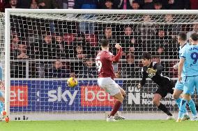 Northampton Town v Oxford United - Sky Bet League One