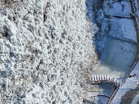 Icefall in Qingzhou